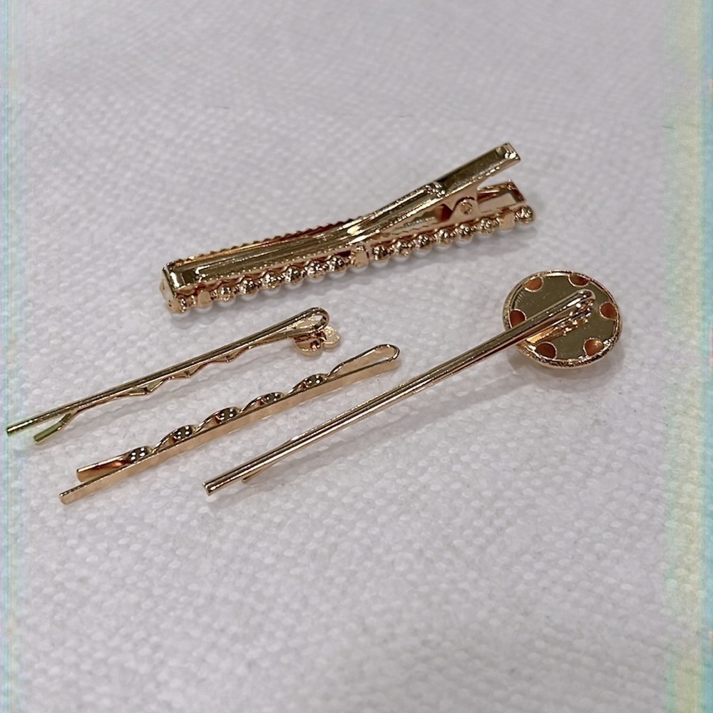 4 Piece Metal Hair Accessories - Picture 5 of 5